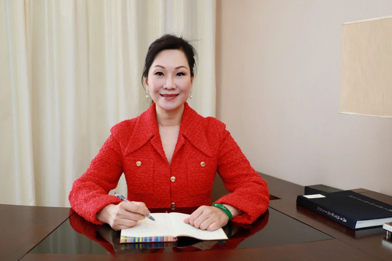 1622792369109320.jpg 封面?zhèn)溥x2.jpg